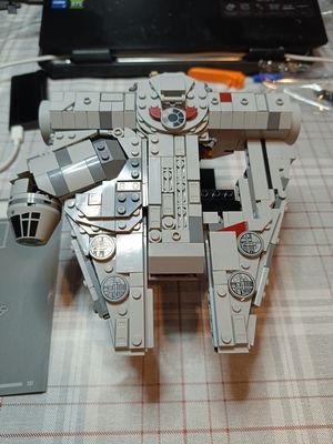 This image has an empty alt attribute; its file name is LEGO-MF_17.jpg
